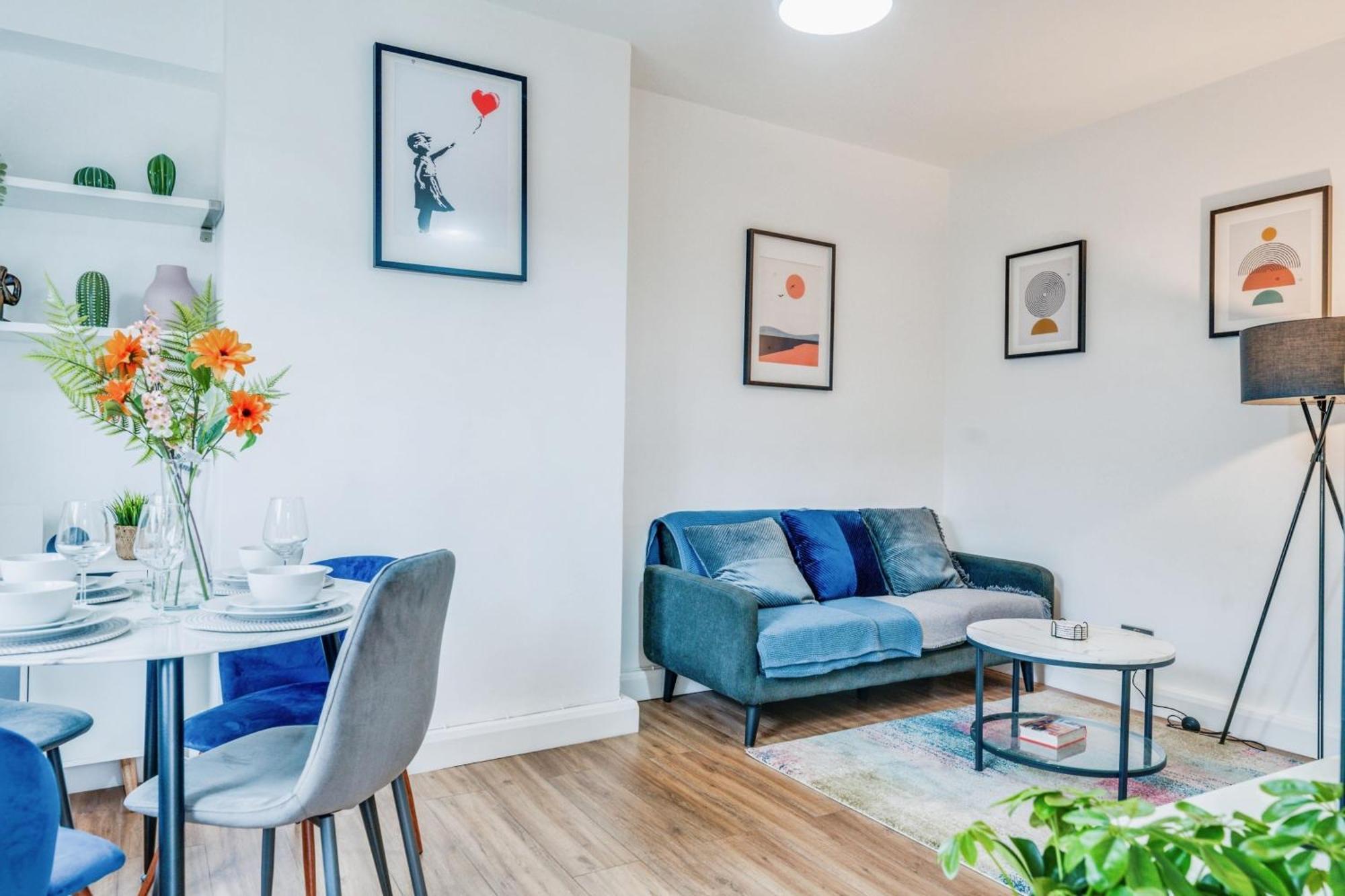 Stylish Flat, Bridge, Free Weekend Parking * Londra